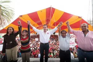 Alto a la ilegalidad: Fernández del Campo