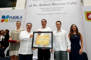 Recibe RMV presea Jorge de la Vega Domínguez, en Chiapas