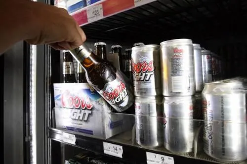 Durante las posadas y Día de Muertos, Comuna extenderá venta de alcohol hasta las 3 de mañana