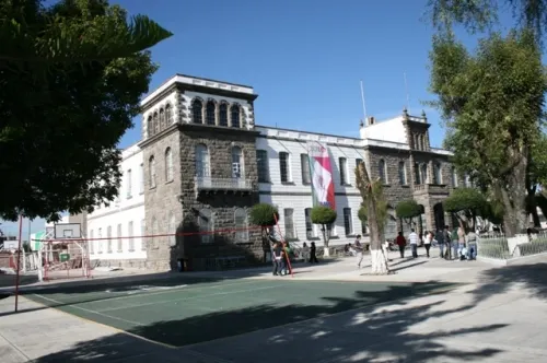 Pide Gobierno Estatal no hacer negocio de la educación a las escuelas privadas