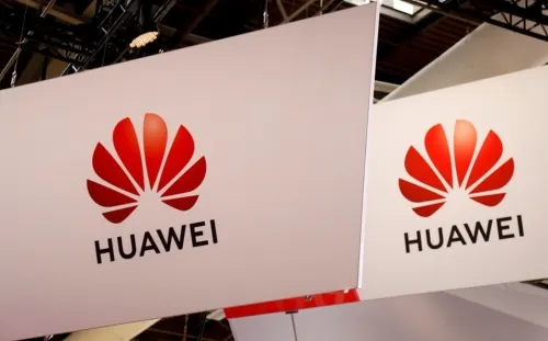 EU retrasa sanciones contra Huawei otros 90 días