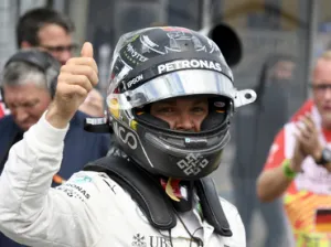 Rosberg logra la ‘pole’ en Hockenheim