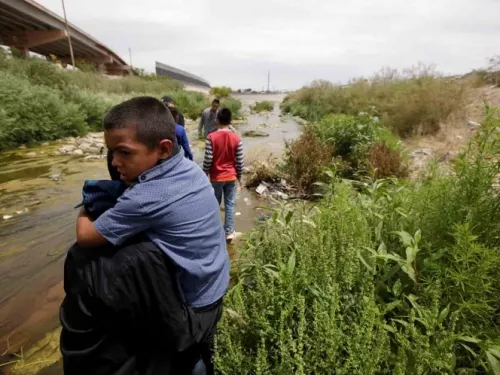 ¡EU no cede! 100 mil migrantes fueron detenidos en abril
