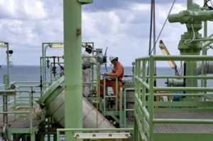 Tiene mezcla mexicana primera ganancia en 2015; sube a 40.07 dpb