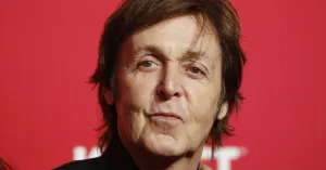 Paul McCartney reprograma conciertos por enfermedad