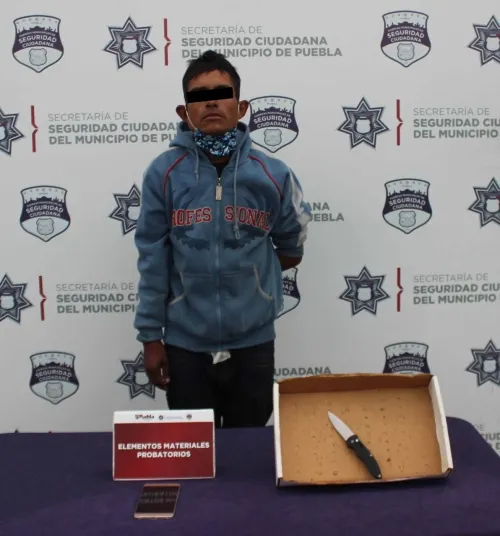 Exitosamente, detuvo policía municipal de Puebla a dos probables asaltantes de transeúntes