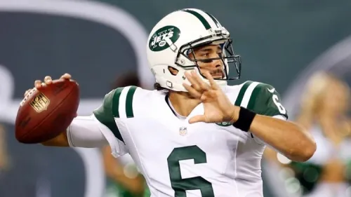 Mark Sánchez, mariscal de campo de los Pieles Rojas, dice adiós a la NFL