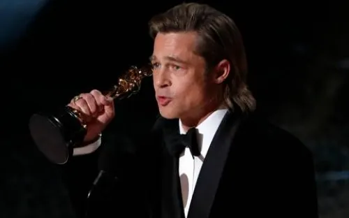 Brad Pitt gana con “Érase una vez… Hollywood” su primer Oscar