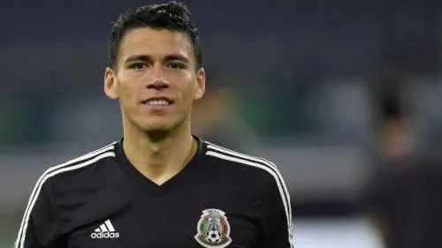 Héctor Moreno continuará su rehabilitación