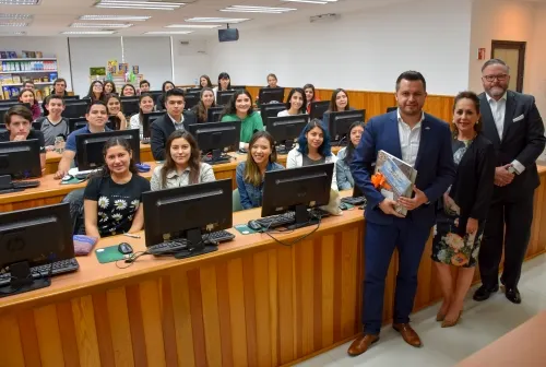 Estudiantes Udlap conocen nuevas tendencias de impulso a la competitividad industrial