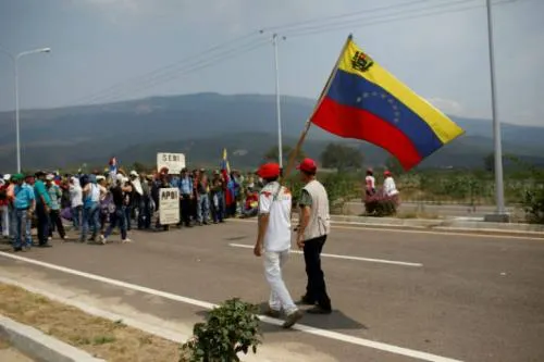Venezuela realiza cierre total de frontera con Colombia