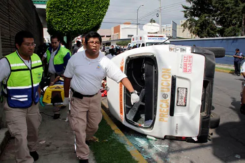 Accidente del transporte público deja 10 lesionados