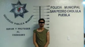 Detienen en San Pedro Cholula a presunto asaltante de gasolinera