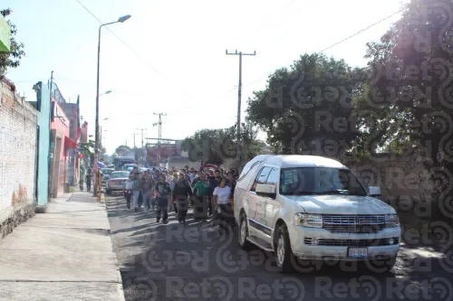 Sepultan a policía caído en Minerales del Sur