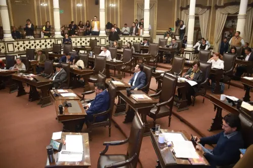 Congreso busca sede alternativa mientras reparan inmueble principal