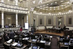Diputados se bajan el sueldo en 7.5 por ciento