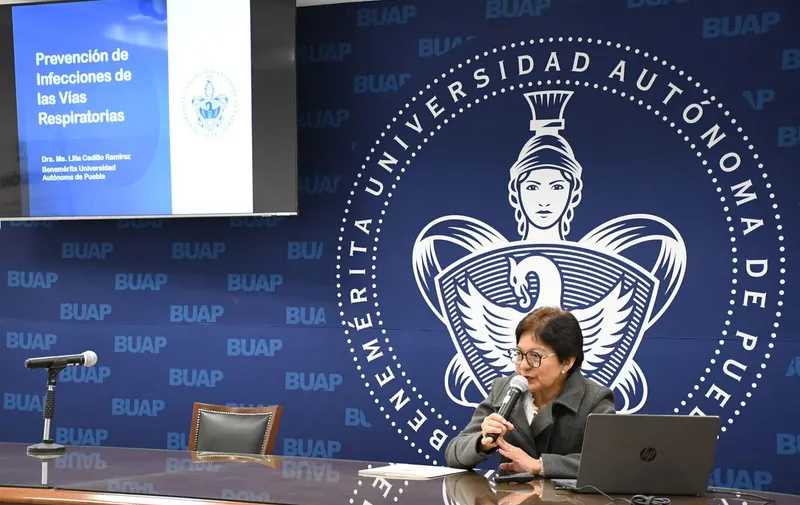 buap-lilia-cedillo-conferencia-enfermedades-respiratorias