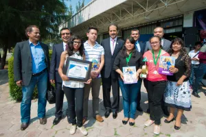 Prepa regional Enrique Cabrera pone en alto el nombre BUAP: AEO