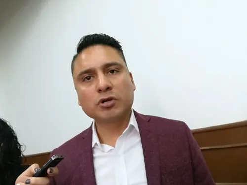Regidores observan campaña de desprestigio en contra de Claudia Rivera Vivanco