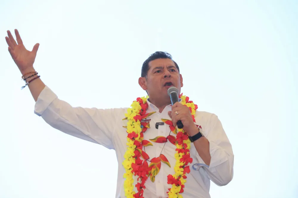 Alejandro Armenta lidera preferencia electoral en Puebla: Mitofsky