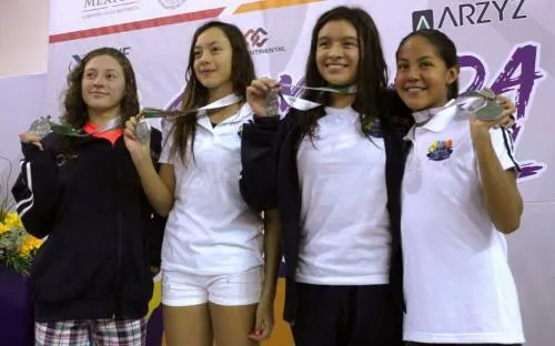 Puebla cierra con medalla de plata en el relevo femenil