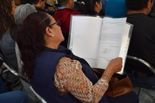 Entrega gobierno de San Pedro Cholula escrituras y da certeza jurídica a 80 familias más
