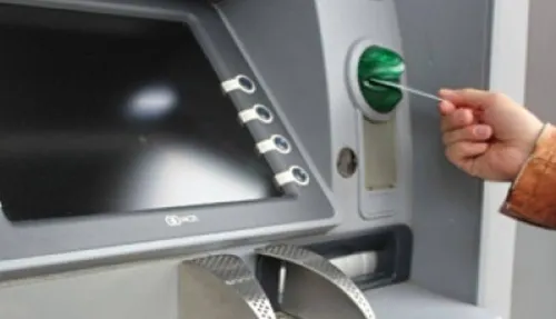Adolescentes entre 15 y 17 años podrán abrir cuentas bancarias sin autorización de padres o tutores