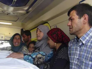 Entierran en Kobani a Aylan Kurdi, el niño sirio ahogado