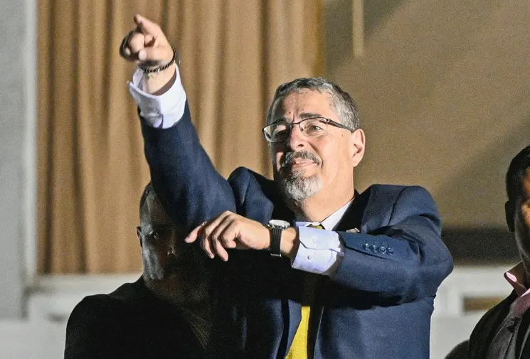 Bernardo Arévalo gana las elecciones presidenciales