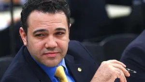 Avalan en Brasil ley para ”curar gays”