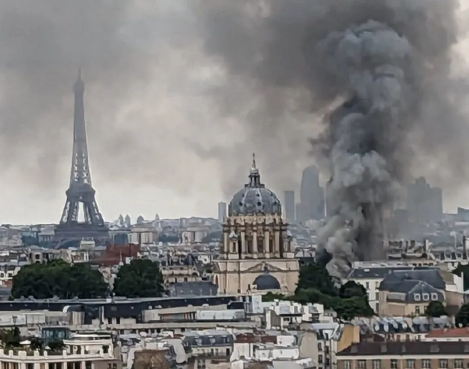 París