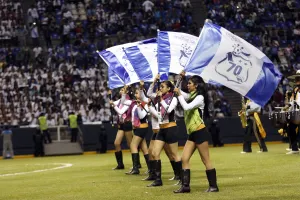 Comentaristas reaccionan a favor de nueva imagen del estadio