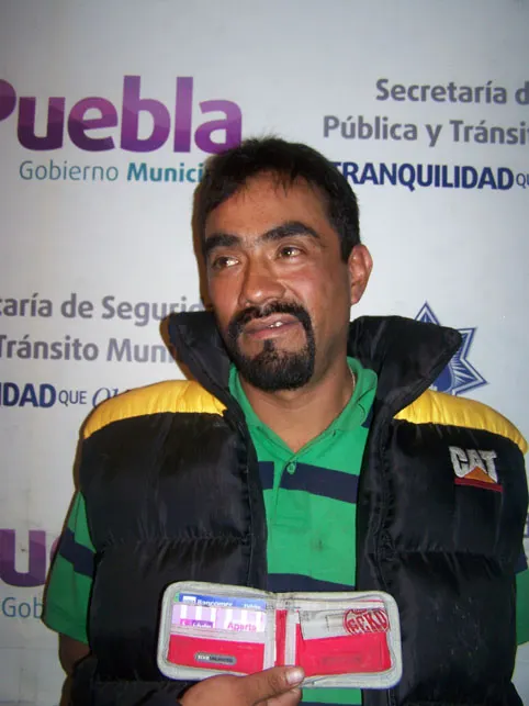 SSPTM aseguró a sujeto que habría asaltado a taxista