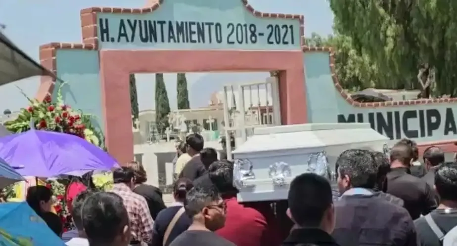 último adiós a Alicia Esmeralda/