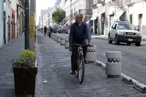Ciclistas mantienen acercamiento con BUAP para Parque Lineal