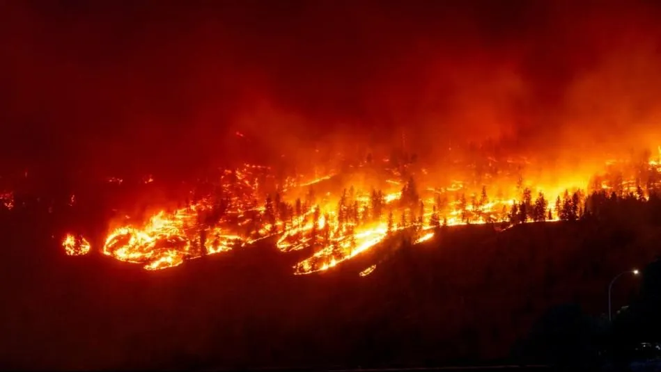 Graves incendios en Canad{a