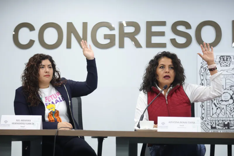 xel-arianna-hernandez-azucena-rosas