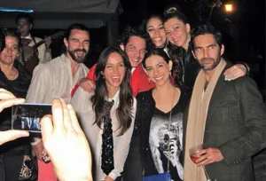 Actriz usa Rotonda de las Personas Ilustres para organizar fiesta
