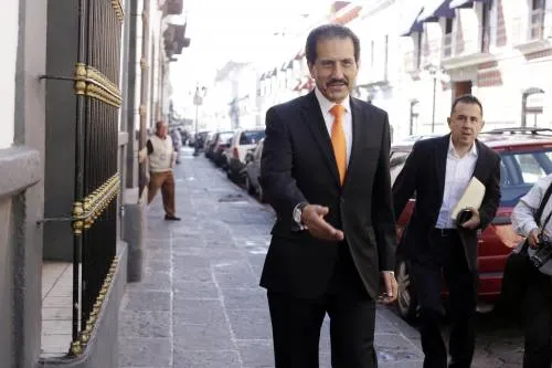 Pide Esparza a FGE llame a declar a quien tenga pruebas de la muerte del ex rector Malpica