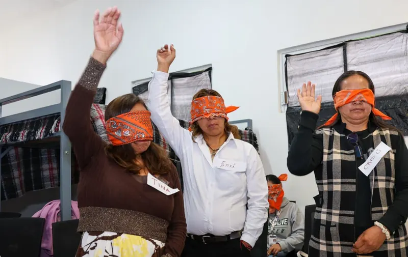 SEDIF acerca talleres de prevención de violencia hacia la mujer