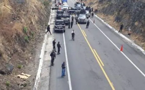 Nueve muertos deja enfrentamientos en Tepalcatepec, Michoacán