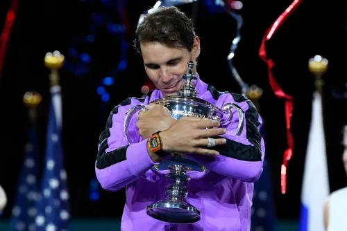 Rafael Nadal ganó por cuarta ocasión el US Open; está a un título de Grand Slam de Roger Federer