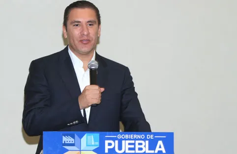Asiste RMV a Simposio Internacional 5 de Mayo