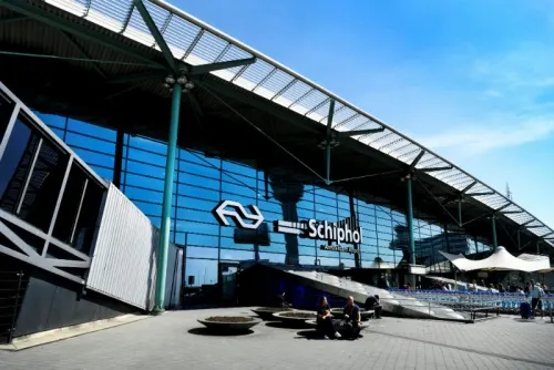 Falsa alarma de secuestro provoca el pánico en aeropuerto de Amsterdam