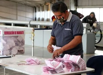 Solo incidentes menores en Puebla, durante revocación de mandato