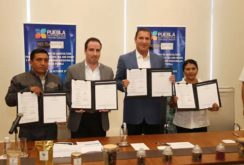 RMV suma un convenio más de agricultura por contrato