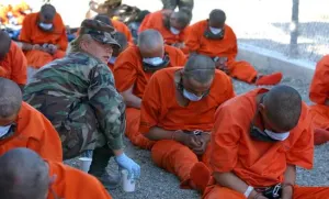 Transfiere EEUU prisioneros de Guantánamo a Ghana