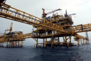 Incidente en plataforma de Pemex deja saldo de un muerto