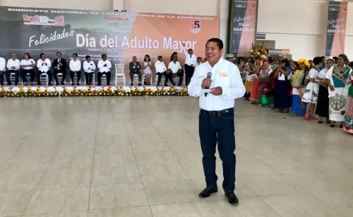 Reconoce SNTE 51 a trabajadores de la educación Jubilados y Pensionados