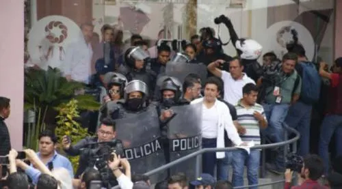 Gordo y barbado, el hombre misterioso que protegieron en la mapachera del hotel MM